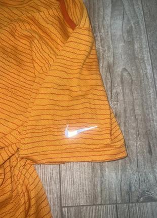 Оригінальна чоловіча футболка для занять спортом nike dri-fit6 фото