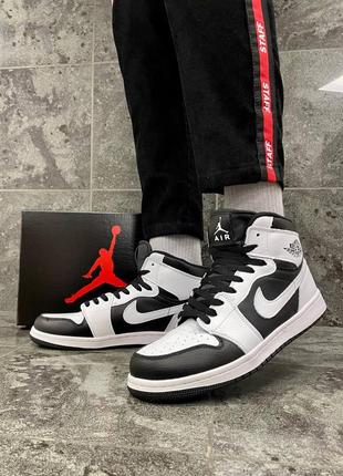 Кроссовки nike air jordan 1 white / black (кожа)