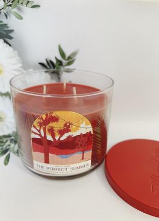 Свічка 3-фітіля the perfect summer від champagne toast bath and body2 фото