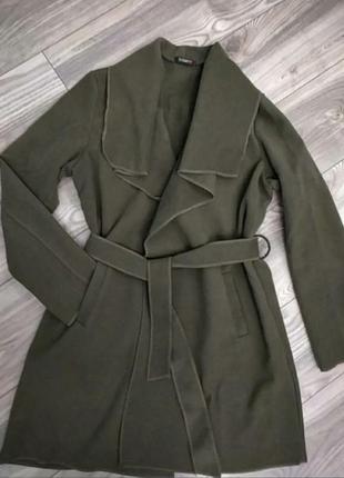 Шикарне легке пальто під пояс2 фото