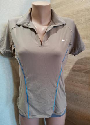 Футболка для фитнеса