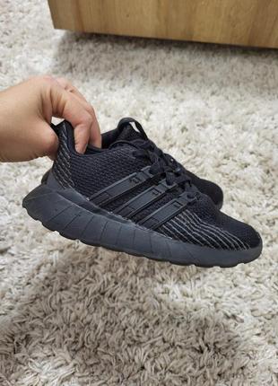 Дитячі кросівки adidas 28р4 фото