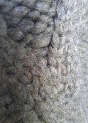Укорочений светр, колір трава, рукава подовжені,під горло4 фото