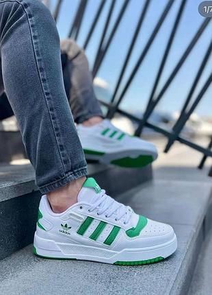 Демисезонные мужские бело-зелёные кроссовки adidas чоловічі біло-зелені кросівки adidas