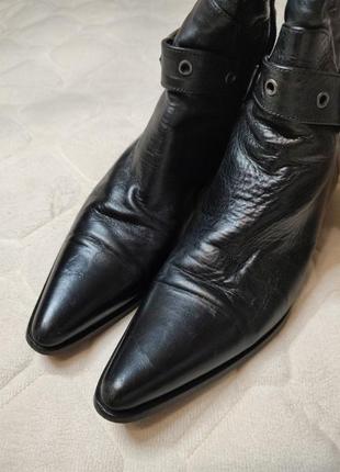 Шкіряні високі чоботи з утепленням зручні чорні з пряжкою 37 розмір5 фото