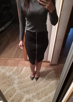 Чорна спідниця з замочком олівець міді розмір с-м