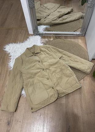 Стобана куртка стьобанка бежева