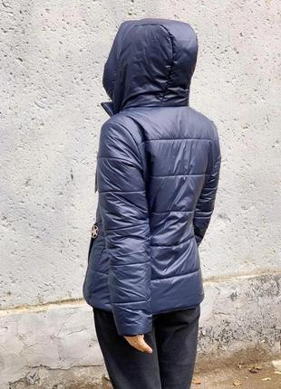 Жіноча куртка зима розпродаж коротка з капішоном женская зимняя куртка синя синяя темна3 фото