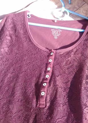 Красивая трикотажная блузка с гипюром2 фото