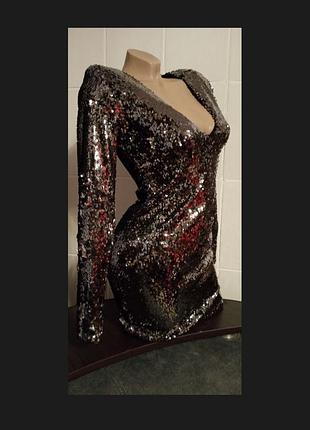 Сукня в паєтку