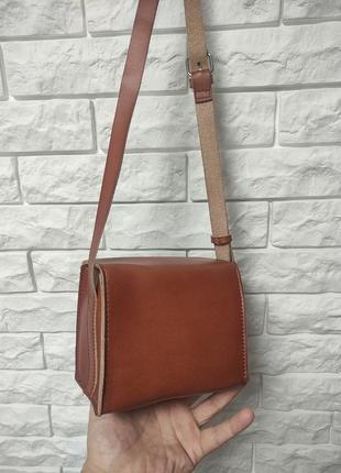 Zara маленькая кожаная коричневая квадратная сумочка кроссбод. сумка косметичка