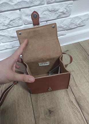 Zara маленькая кожаная коричневая квадратная сумочка кроссбод. сумка косметичка