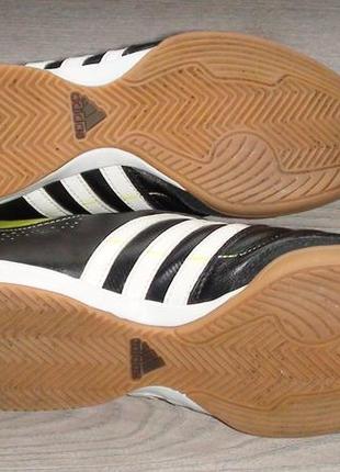 Adidas 11nova - шкіряні футзалки. р - 39 1/35 фото