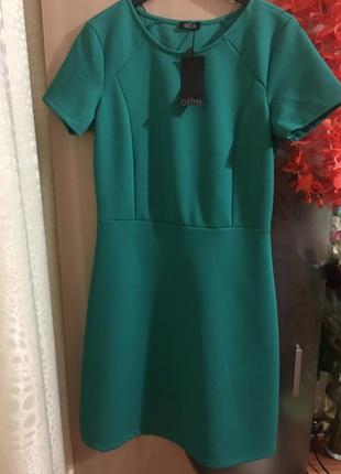 Дуже гарне італійське сукню oltre