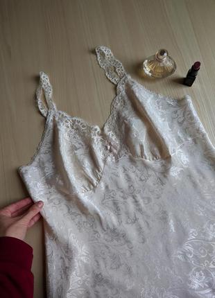 Платье комбинация ночнушка молочного белого на брителях миди жаккардовый кружево4 фото