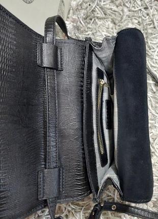 Стильна і містка сумка через плече від бренду zara.8 фото