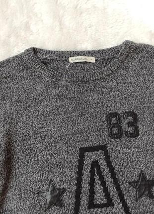 Серый меланж черный длинный свитер вязаная кофта туника с нашивками надписями принтом8 фото