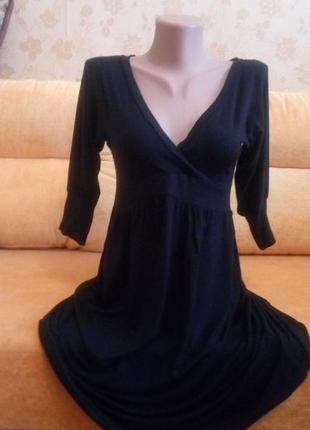 Красиве чорне платтячко