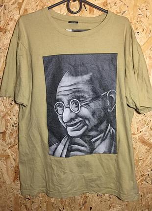 Футболка мерч махатма ганді