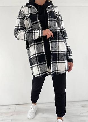 Трендова тепла сорочка  в клітинку