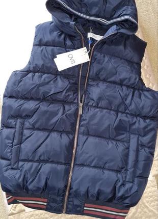 Тепла якісна жилетка італія