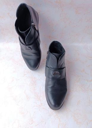 Шкіряні італійській черевики