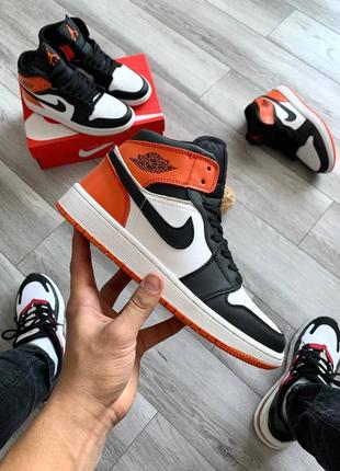 Кросівки nike air jordan retro 1 orange3 фото