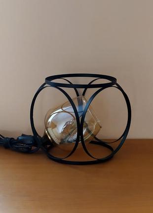 Дизайнерская настольная лампа светильник в стиле лофт1 фото