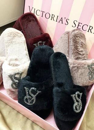 Трендовые тапочки для дома