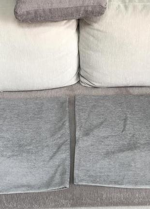 Две большие красивые наволочки на диванные подушки 49 х49