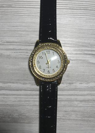 Новые наручные часы, наручний годинник4 фото