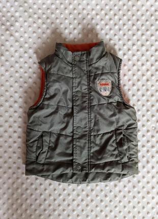 Безрукавка жилетка тепла