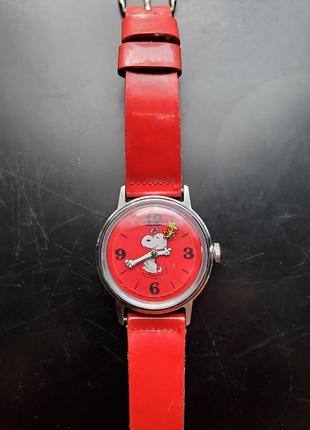 Тематичний жіночій годинник від timex із снупі, механіка, 65 рік10 фото