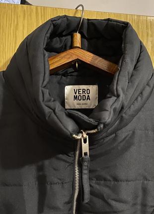 Куртка чёрная стёганная vero moda