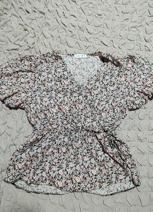 Квіткова блуза, з баскою на запах, розмір 12
