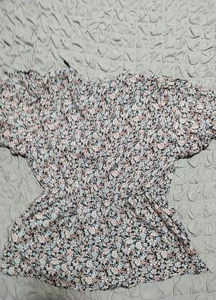 Квіткова блуза, з баскою на запах, розмір 126 фото
