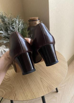 Туфлі преміум бренду bally швейцарія! шкіра,лак коричневі/шоколад4 фото