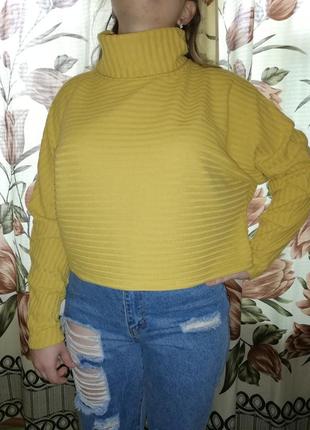 Светрик жіночий