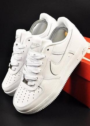 Жіночі кросівки nike air force 13 фото