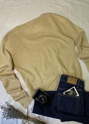 Базовый бежевый свитер размер м-л4 фото