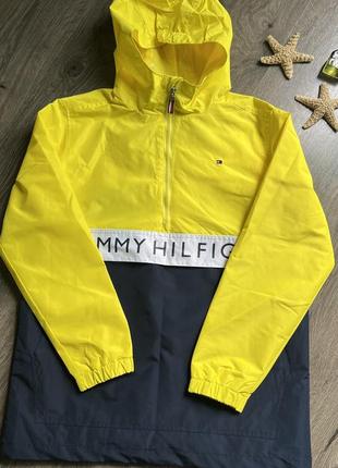 Вітровка томми хілфігер . оригінал із сша tommy hilfiger