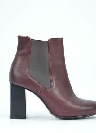 Черевики 38,39,40 бренд: goldmud шкіра португалія