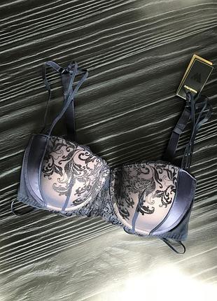 Бюстгальтер push up wonderbra 85с