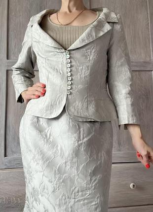 Добротний шовковий костюм шовковий жакет шовкова спідниця paddy campbell1 фото