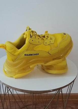 Фірмові кросівки balenciaga1 фото