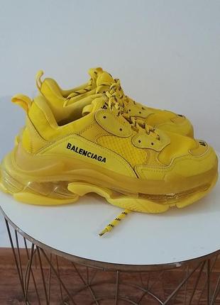 Фірмові кросівки balenciaga3 фото