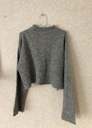 Серый женский свитер2 фото