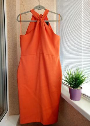 Платье миди прямого силуэта с американской проймой припудренного оранжевого цвета