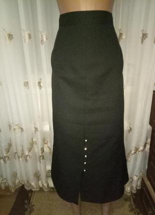 Строгая офисная юбка с пуговичками впереди, размер 20-22