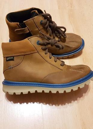 Чоботи clarks dan hi gore tex junior tan